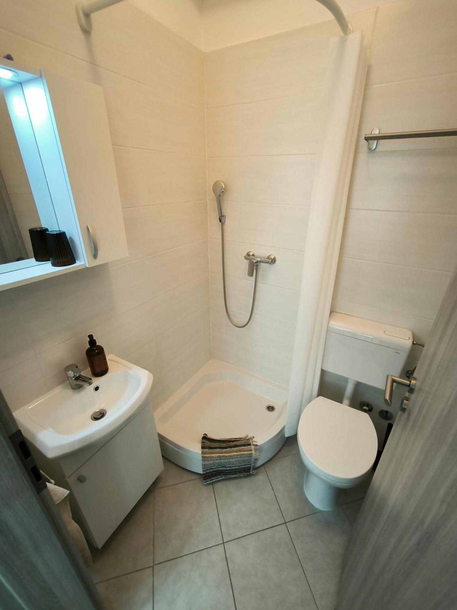 Porec Jadran Apartments Esterno foto